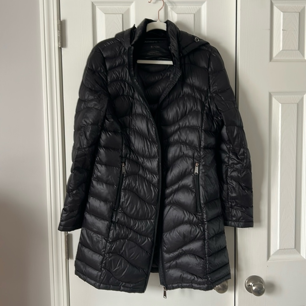 Andrew Mark, black women’s small lightweight puffer coat excellent condition